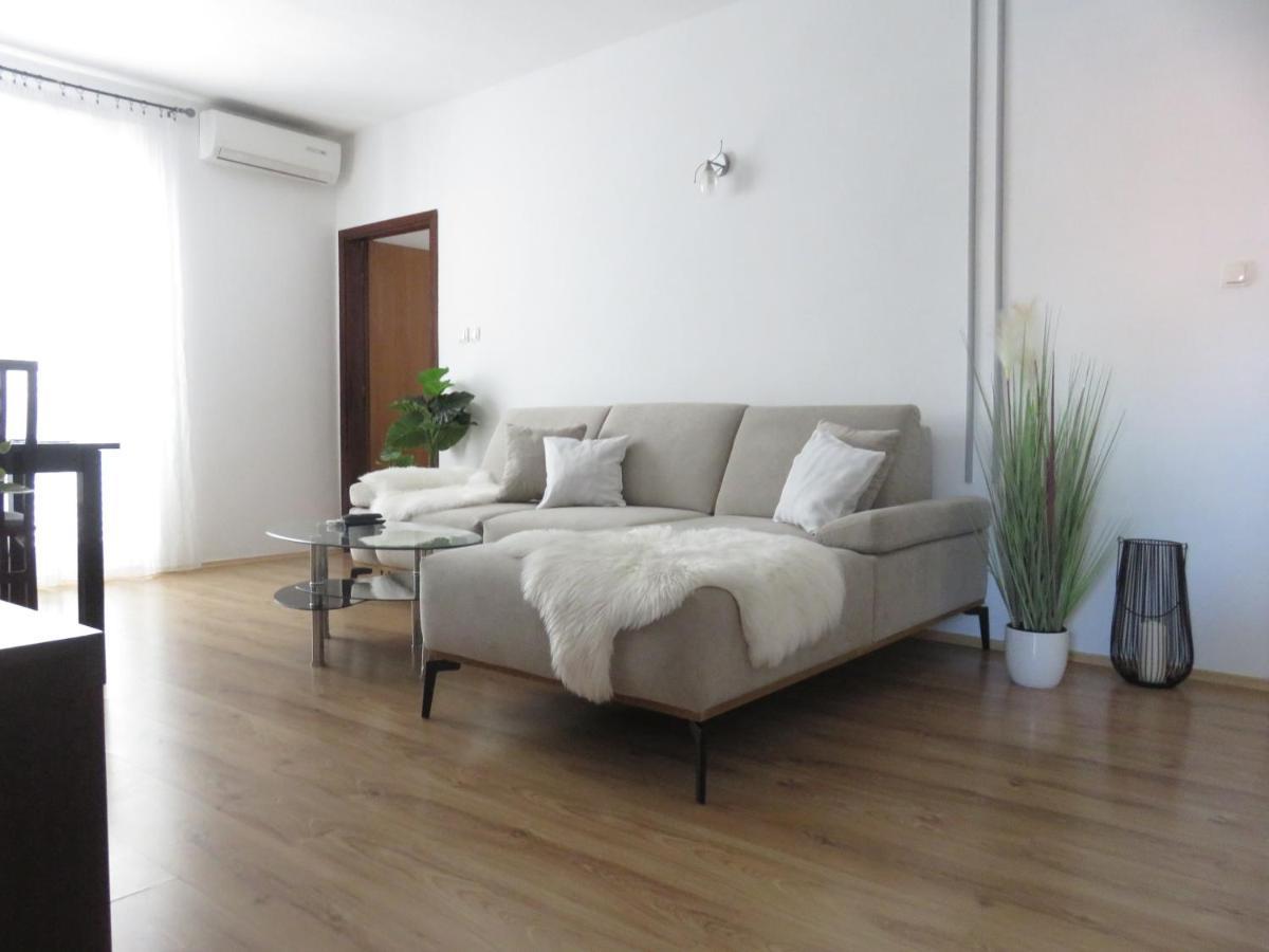 זאדאר Apartments Angie מראה חיצוני תמונה