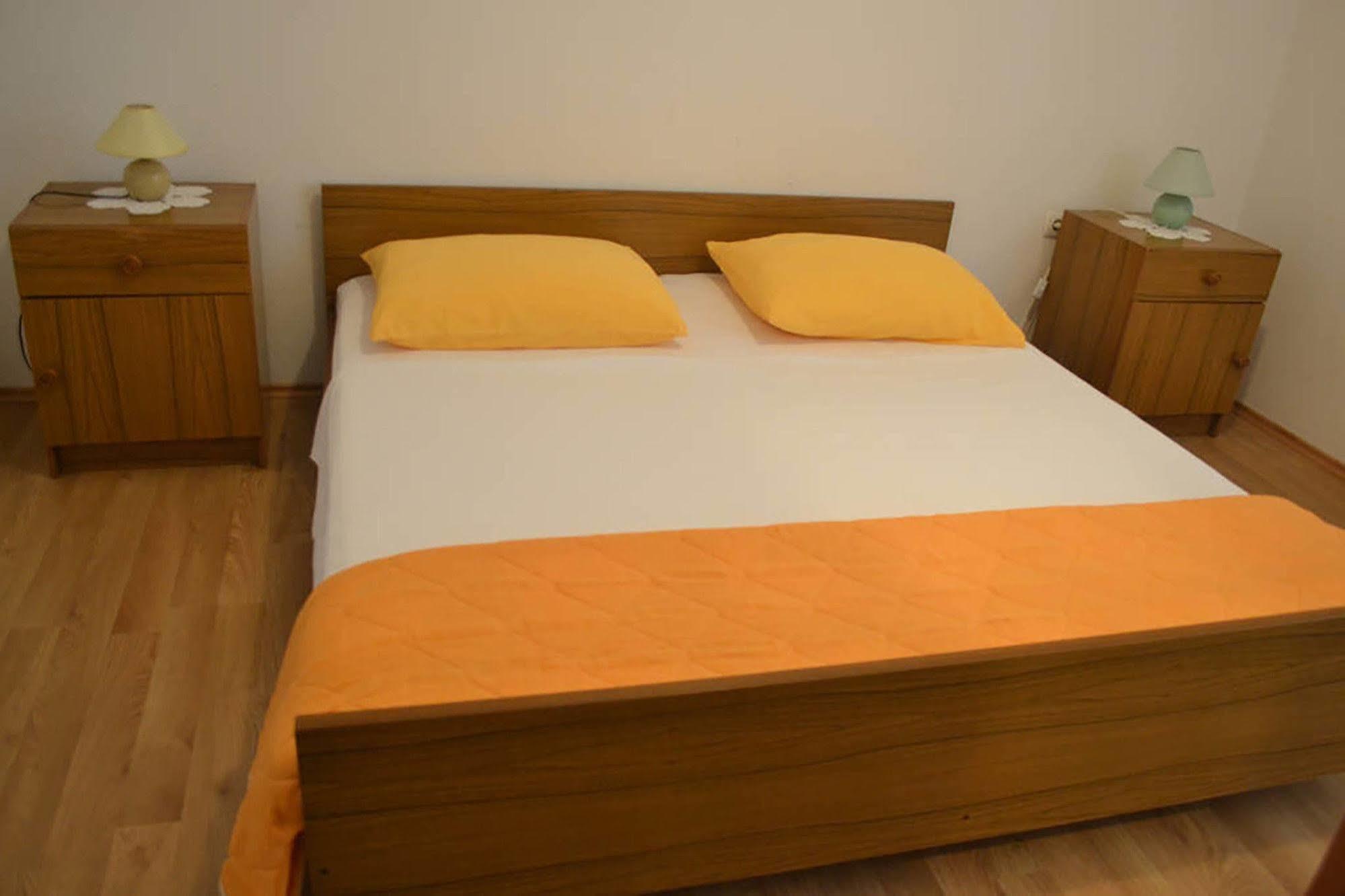 זאדאר Apartments Angie מראה חיצוני תמונה